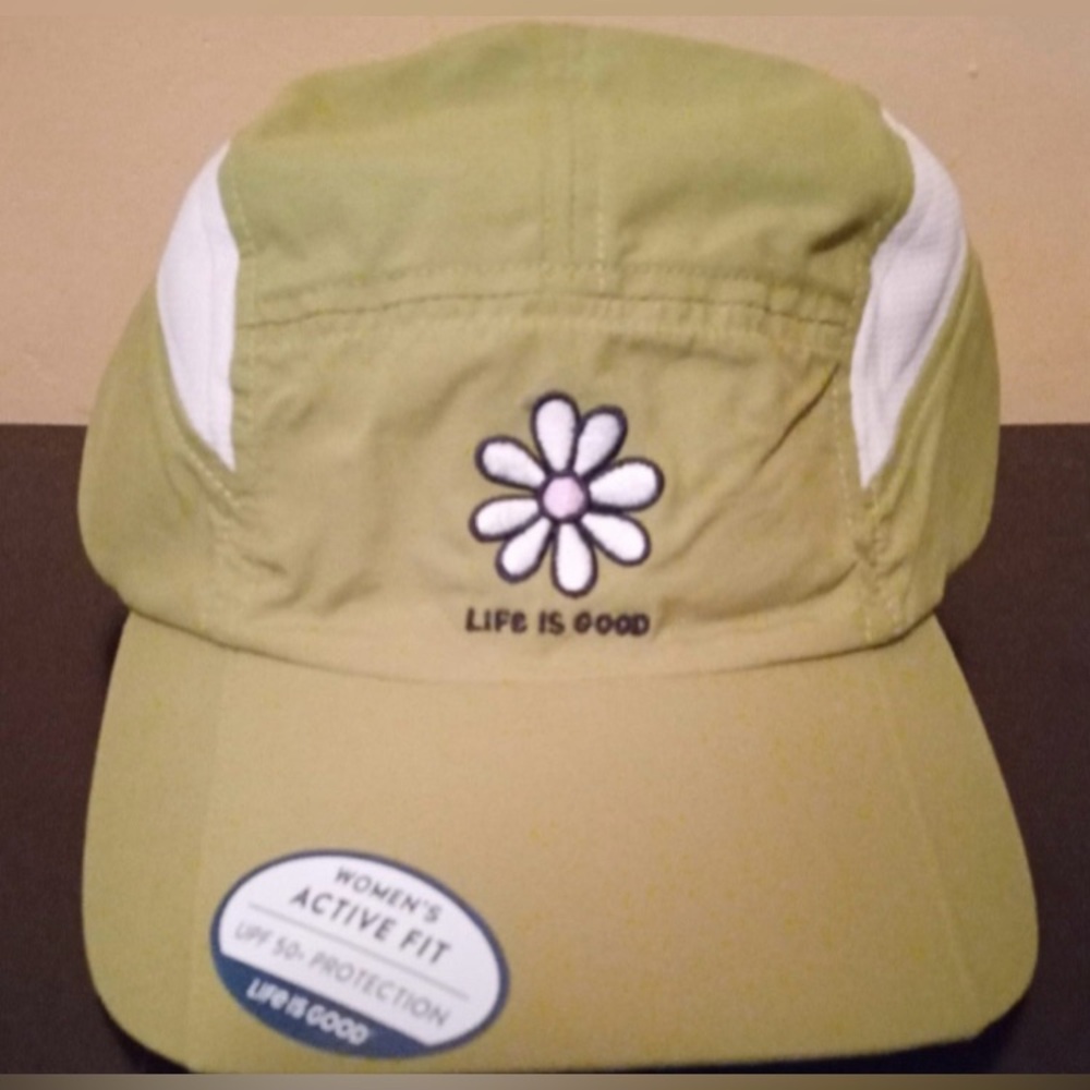 Life Is Good Women’s Olive Green and White Daisy Hat